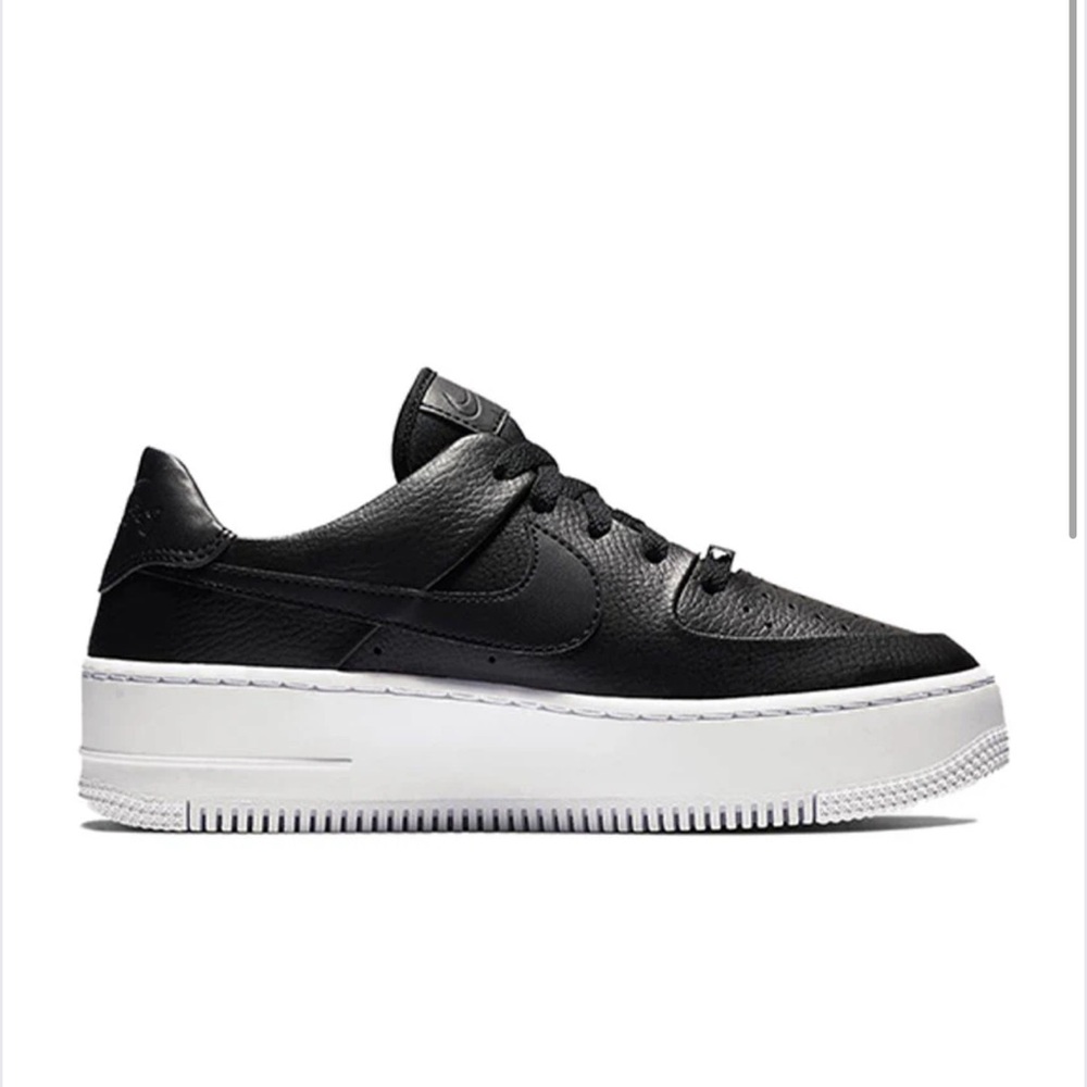 Nike Air Force 1 Sage Low 'Black'